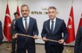 Bakan Özer: "Bitlis'teki eğitim yatırımını 27 kat arttırdık"