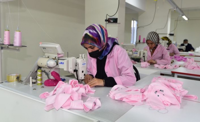 Ahlat’taki tekstil atölyeleri kadın istihdamına büyük katkı sağlıyor